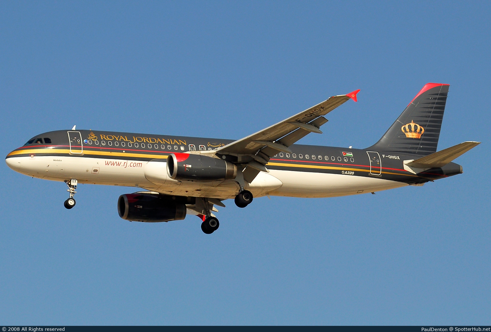 Photo of F-OHGX - Airbus A320-232 operated by Royal Jordanian Airlines