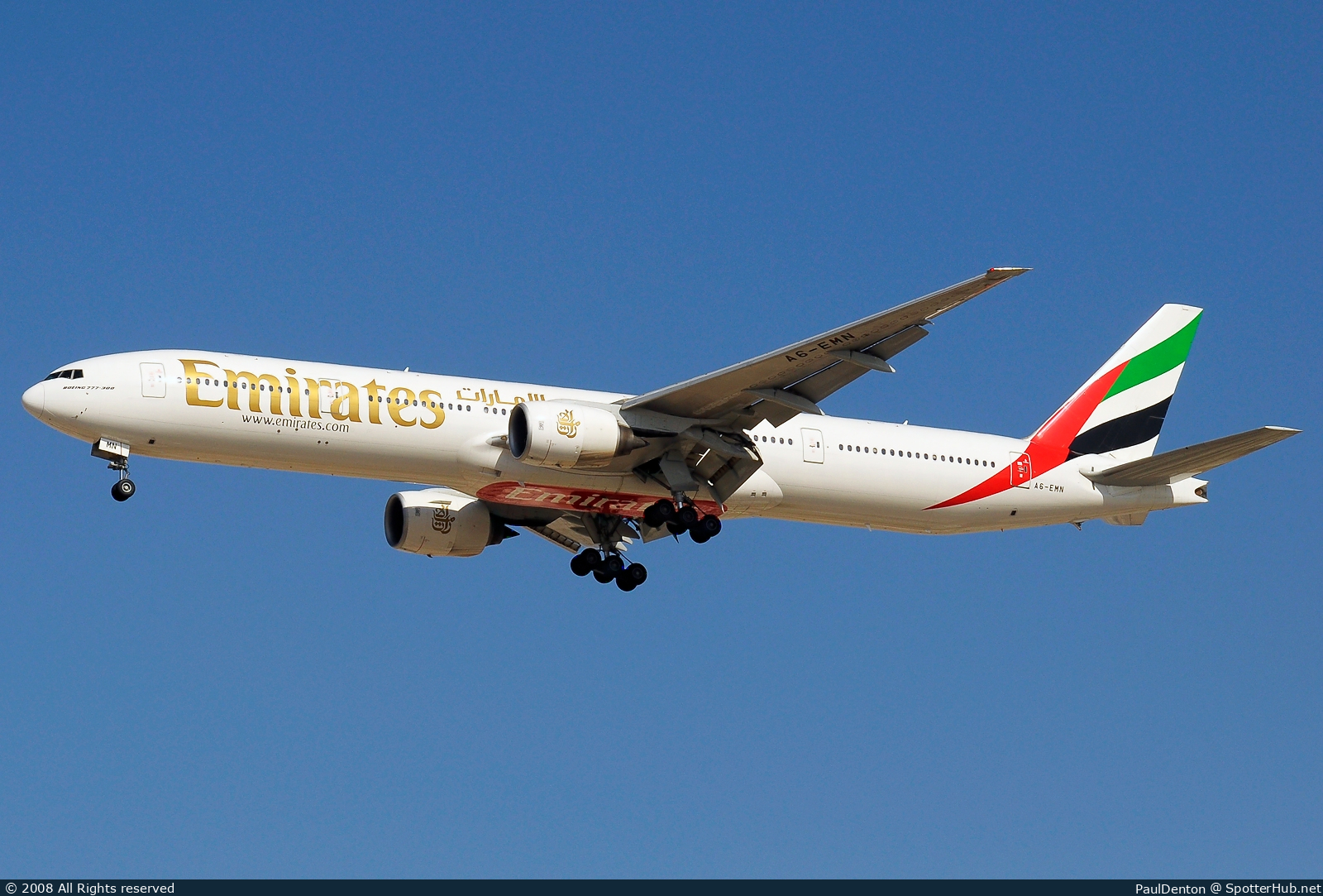 Photo of A6-EMN - Boeing 777-31H operated by Emirates