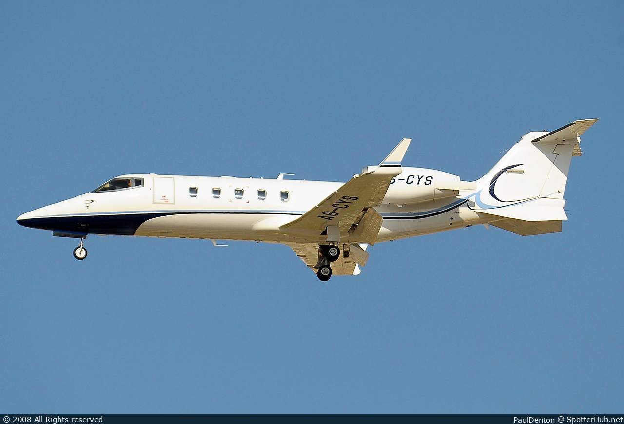 Photo of A6-CYS - Bombardier Learjet 60XR operated by ExecuJet Middle East