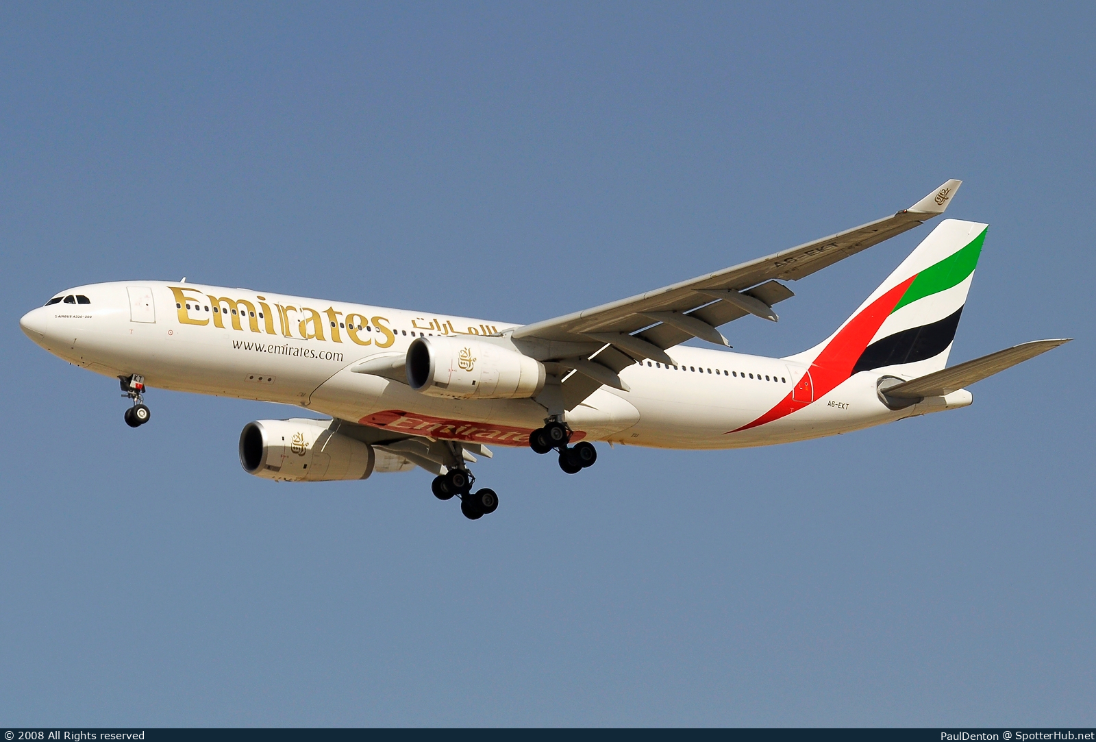 Photo of A6-EKT - Airbus A330-243 operated by Emirates