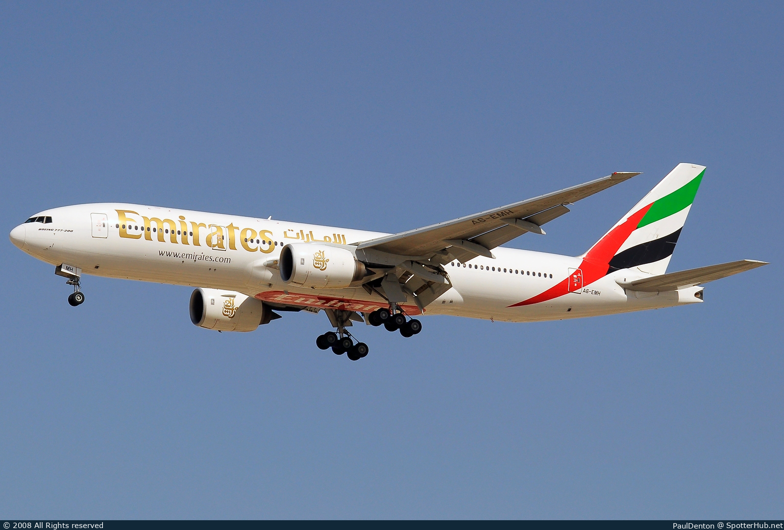 Photo of A6-EMH - Boeing 777-21H(ER) operated by Emirates