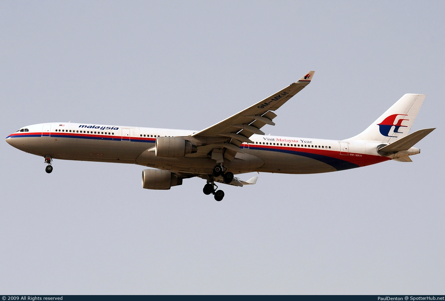 Photo of 9M-MKH - Airbus A330-322 operated by Malaysia Airlines