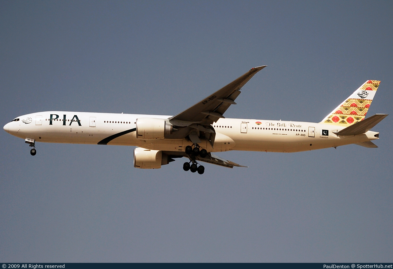 Photo of AP-BID - Boeing 777-340(ER) operated by PIA Pakistan International Airlines