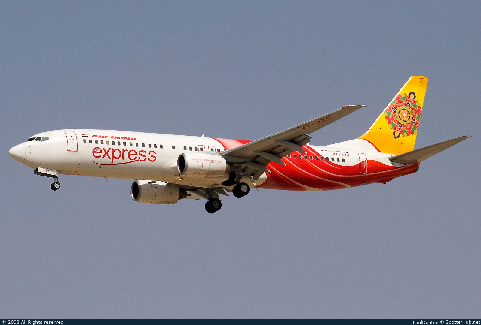 Photo of VT-AXB - Boeing 737-8BK operated by Air India Express