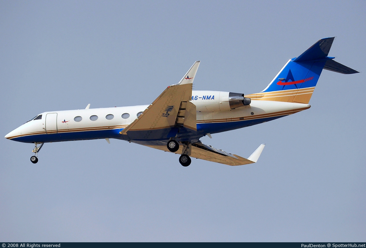 Photo of A6-NMA - Gulfstream GIV-SP operated by Royal Jet