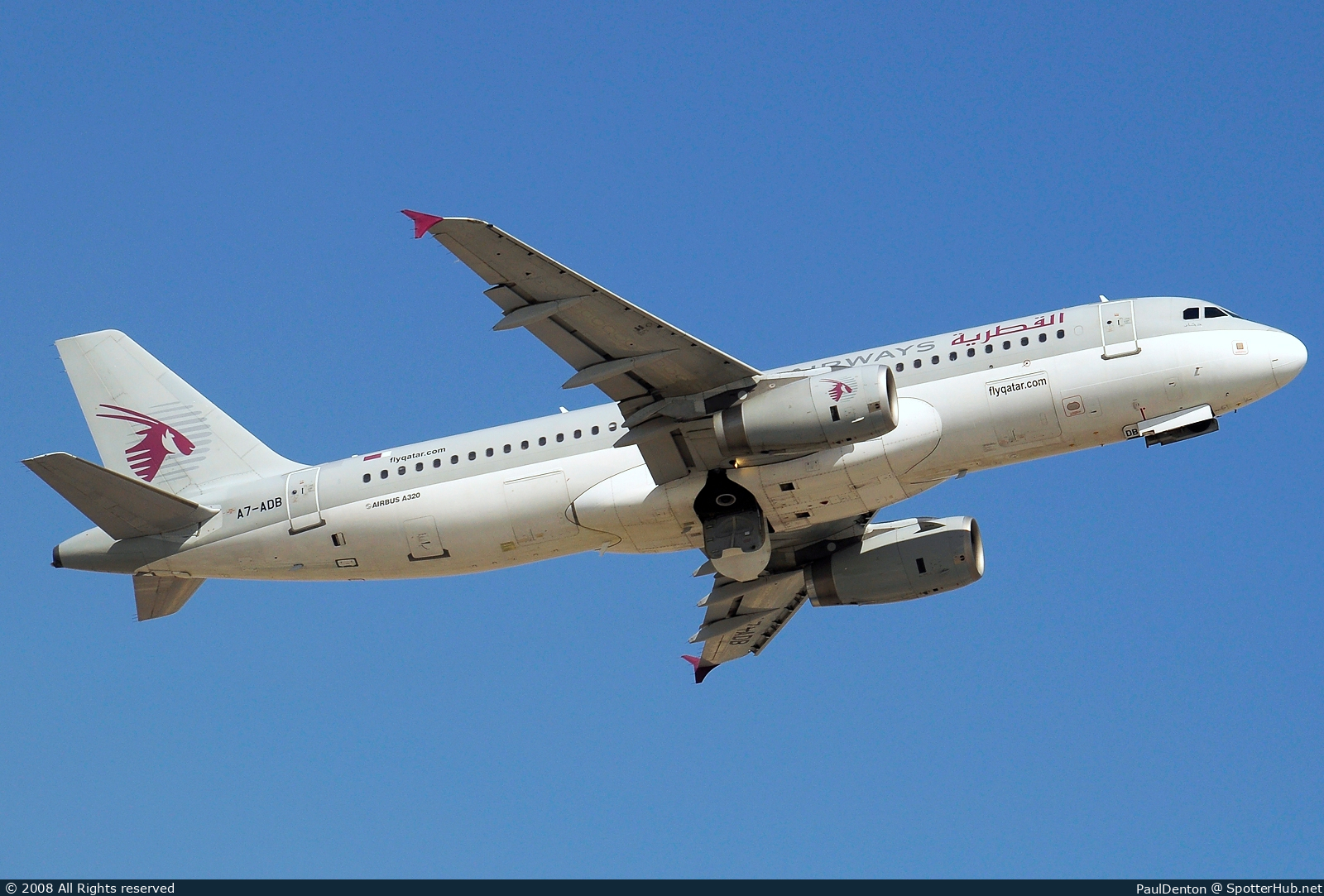 Photo of A7-ADB - Airbus A320-232 operated by Qatar Airways