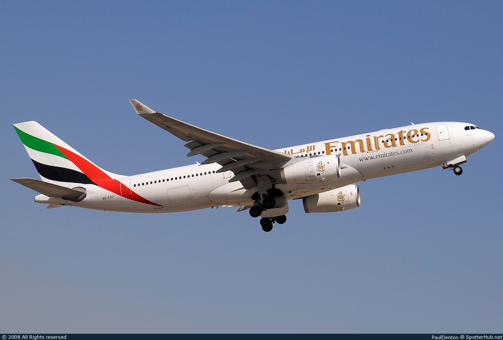 Photo of A6-EAC - Airbus A330-243 operated by Emirates