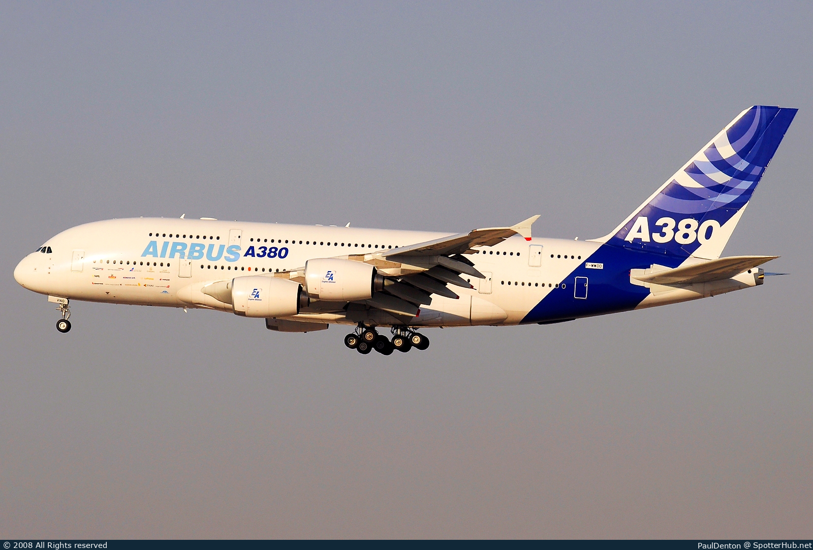 Photo of F-WWDD - Airbus A380-861 operated by Airbus Industrie