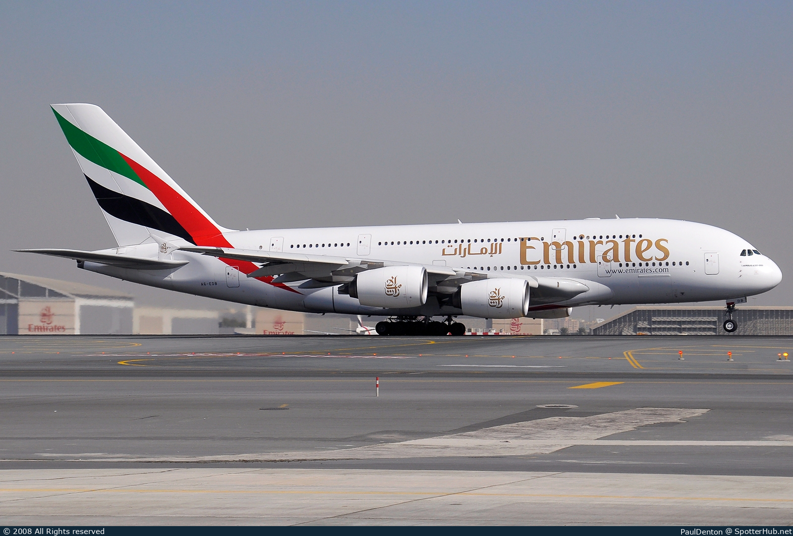 Photo of A6-EDB - Airbus A380-861 operated by Emirates