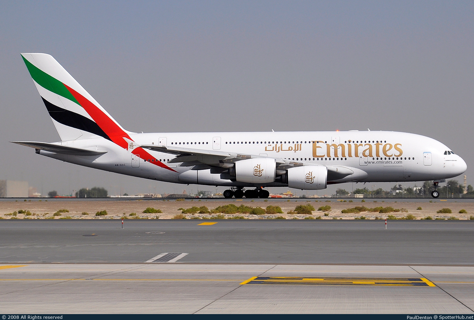 Photo of A6-EDC - Airbus A380-861 operated by Emirates