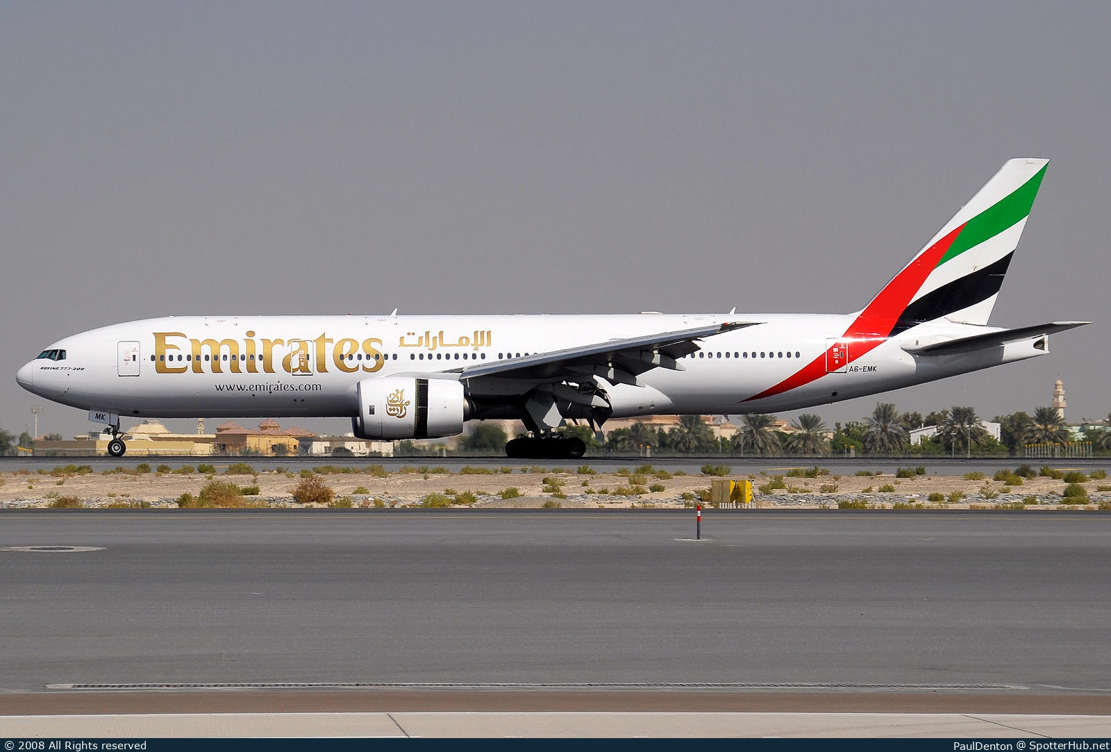 Photo of A6-EMK - Boeing 777-21H(ER) operated by Emirates