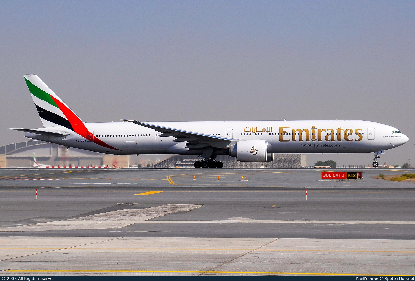 Photo of A6-ECR - Boeing 777-31H(ER) operated by Emirates