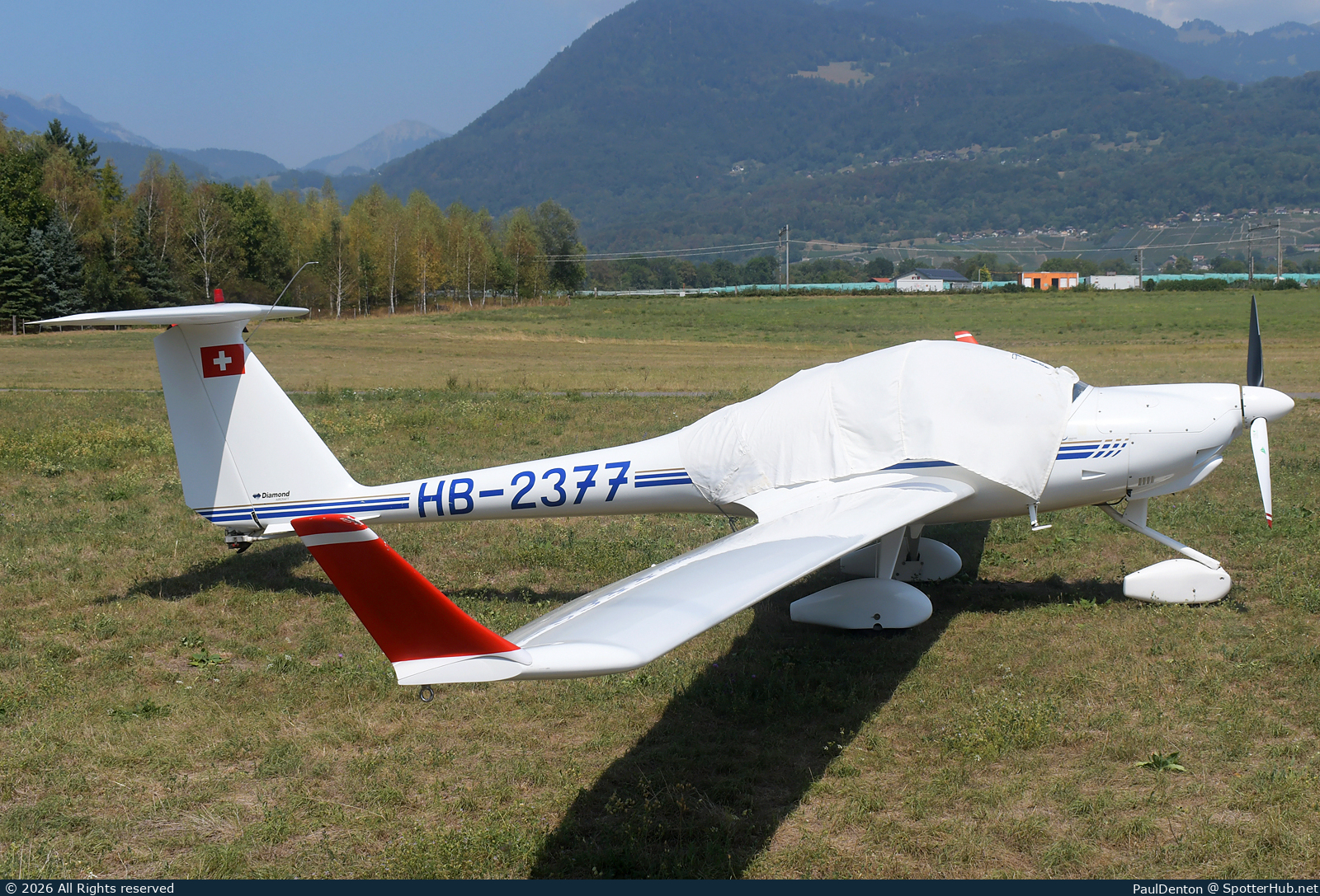 Photo of HB-2377 - Diamond HK36TTC Super Dimona operated by Segelfluggruppe Bern