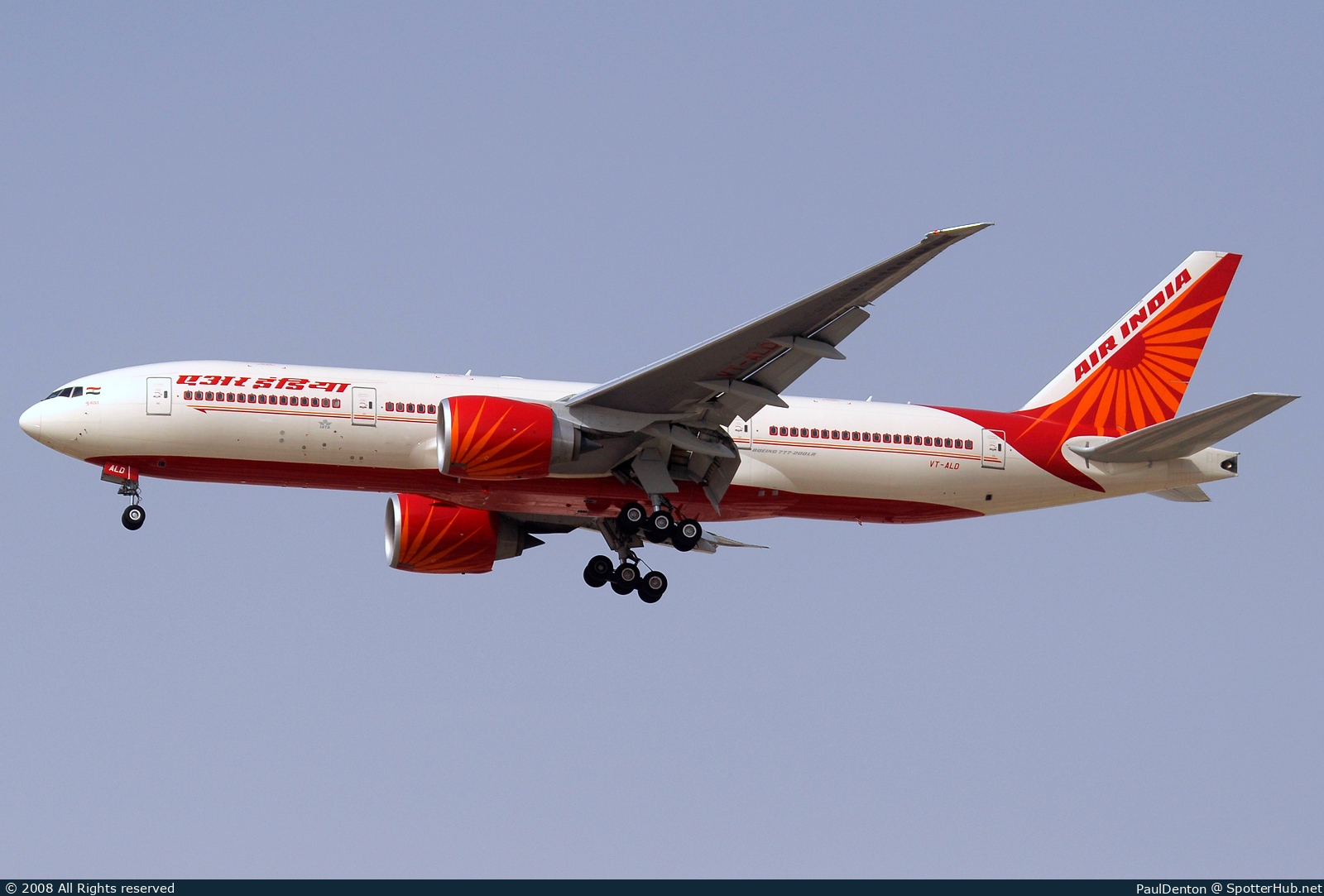 Photo of VT-ALD - Boeing 777-237(LR) operated by Air India