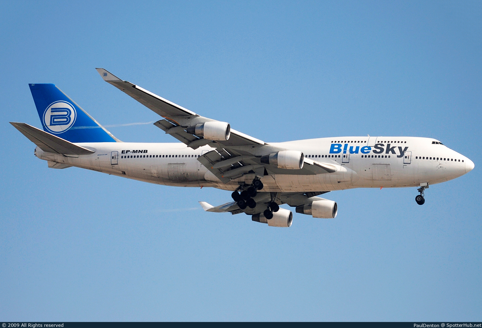 Photo of EP-MNB - Boeing 747-422 operated by Mahan Air (opb Blue Sky)