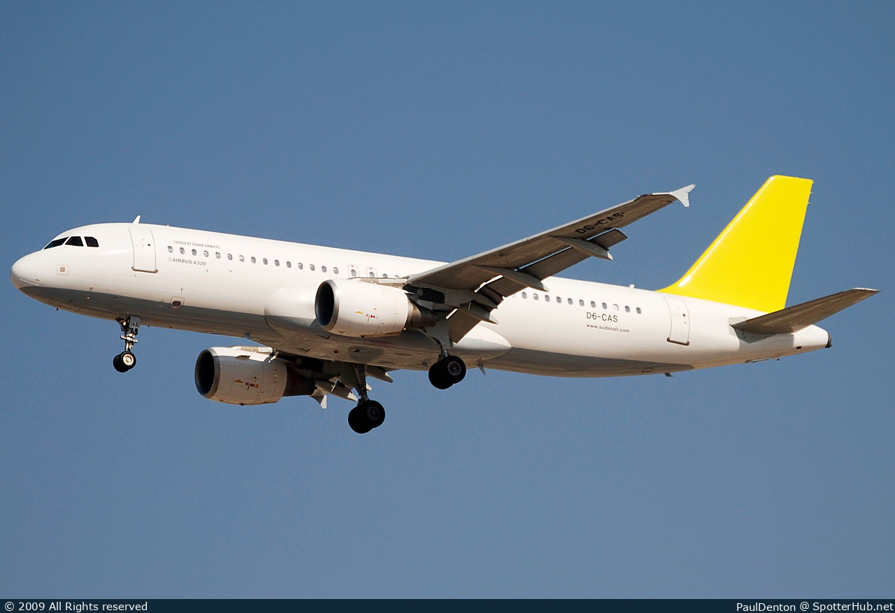 Photo of D6-CAS - Airbus A320-214 operated by Sudan Airways (opb Comoro Islands Airline)