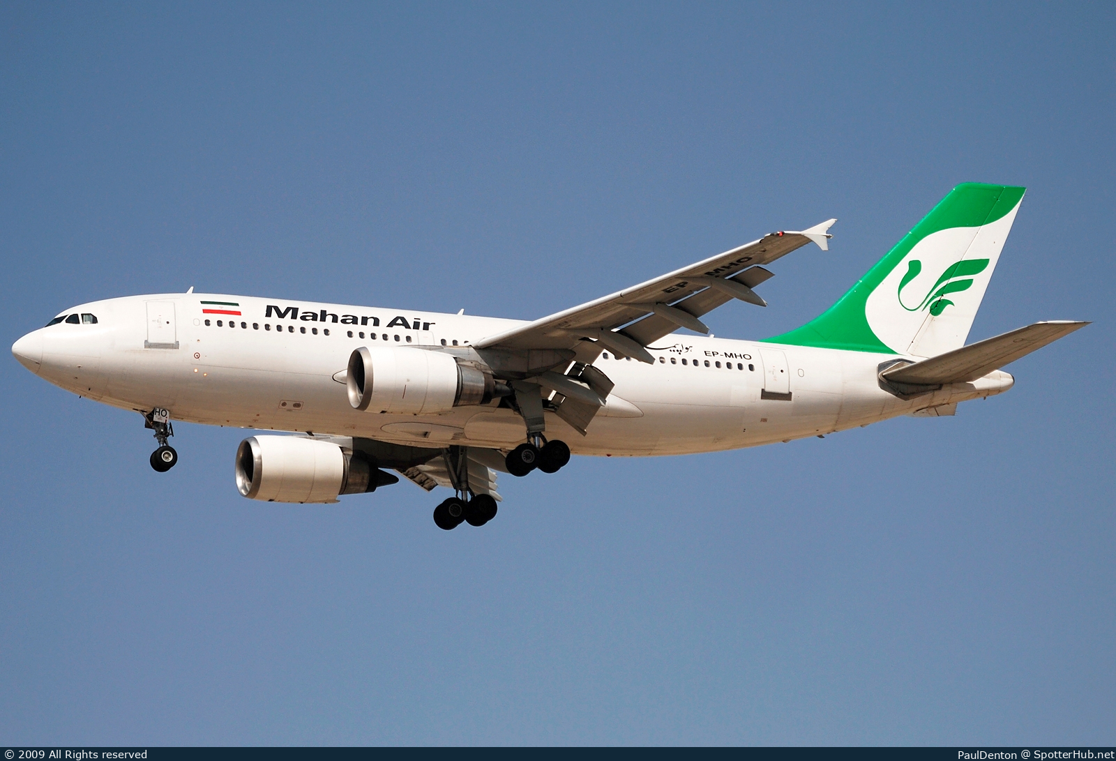 Photo of EP-MHO - Airbus A310-304 operated by Mahan Air