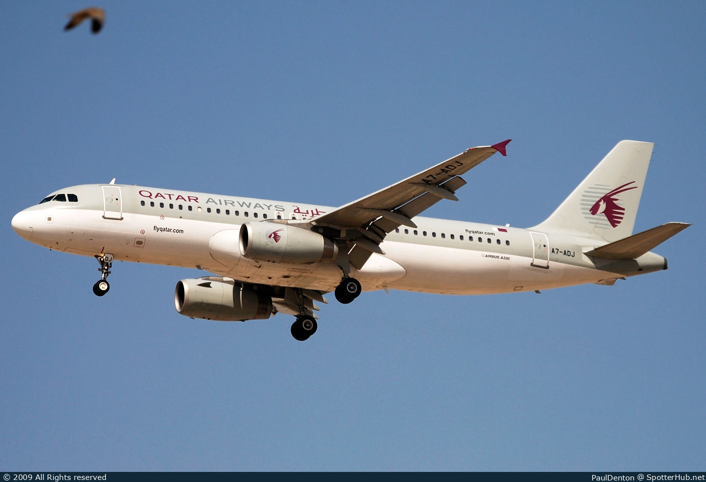 Photo of A7-ADJ - Airbus A320-232 operated by Qatar Airways