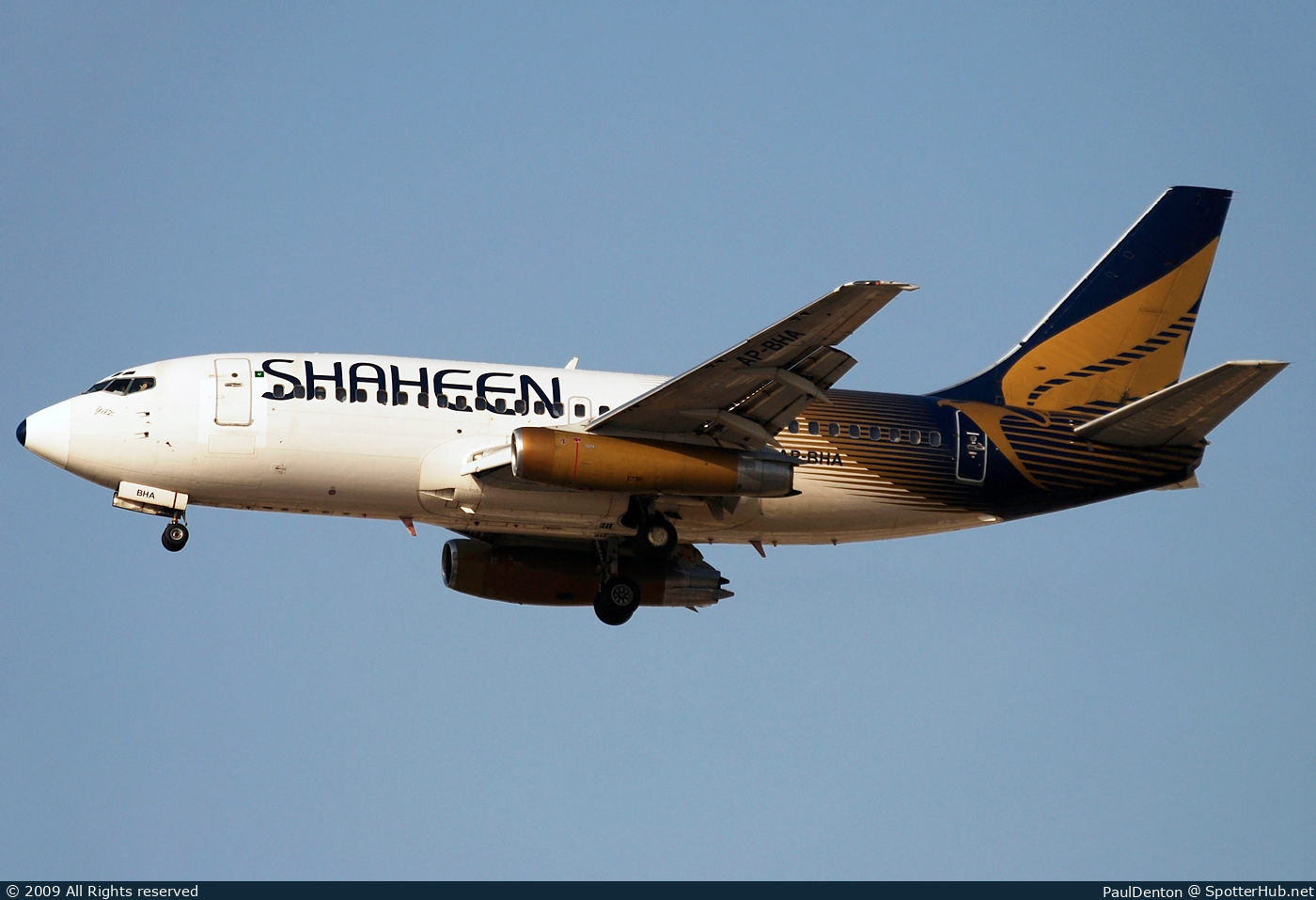 Photo of AP-BHA - Boeing 737-277(Adv) operated by Shaheen Air