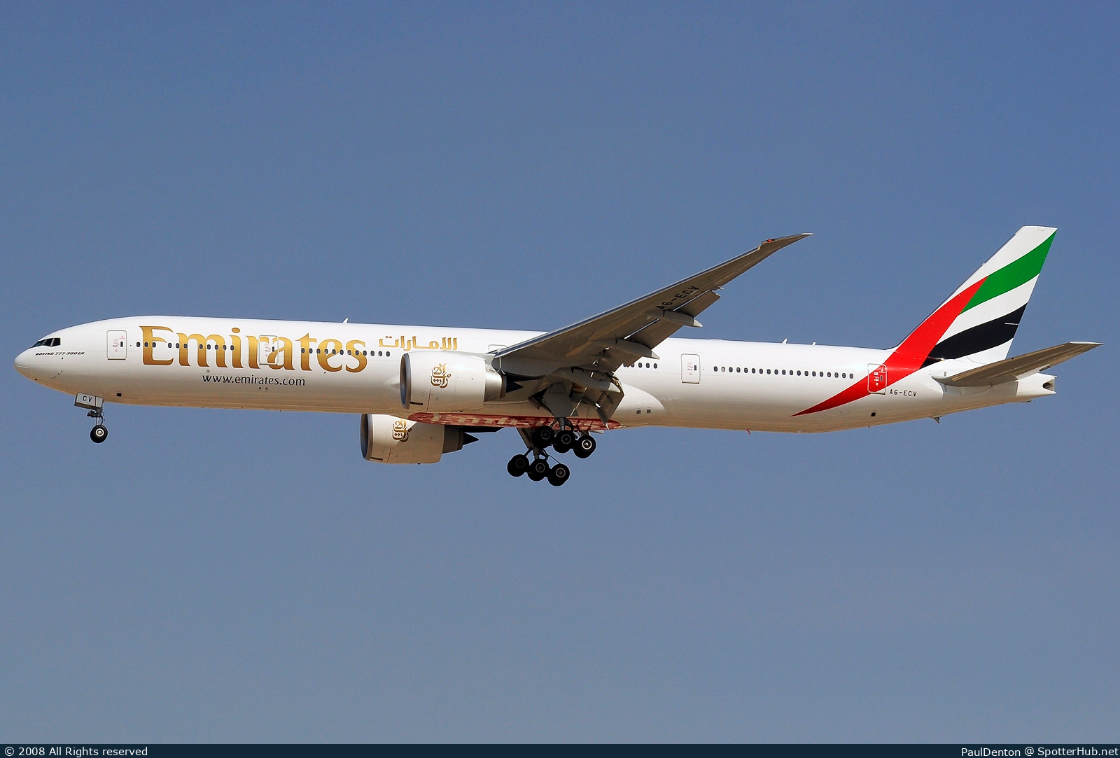 Photo of A6-ECV - Boeing 777-31H(ER) operated by Emirates