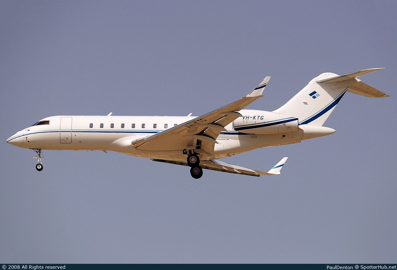 Photo of VH-KTG - Bombardier Global Express XRS operated by ExecuJet Australia