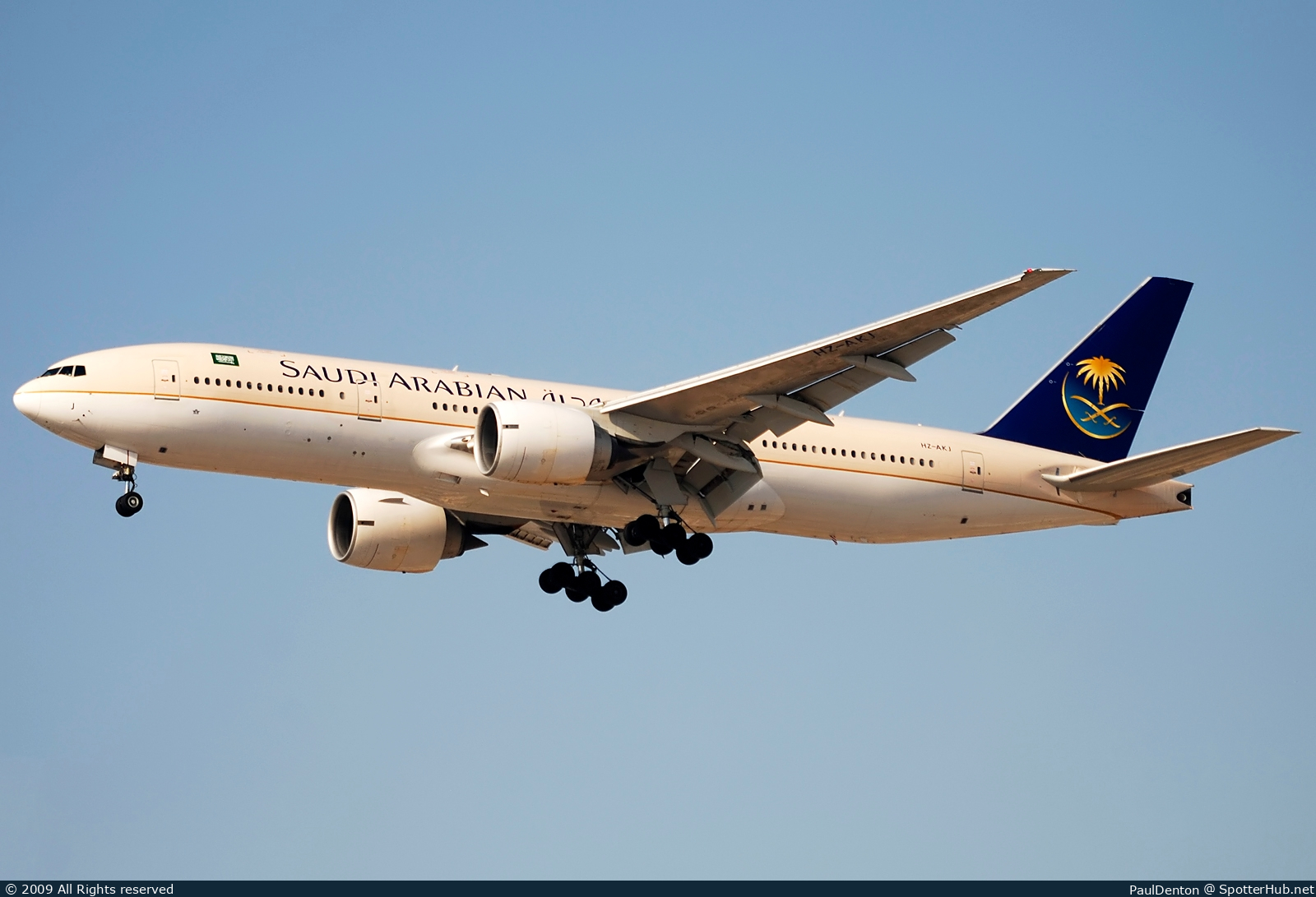 Photo of HZ-AKJ - Boeing 777-268(ER) operated by Saudi Arabian Airlines