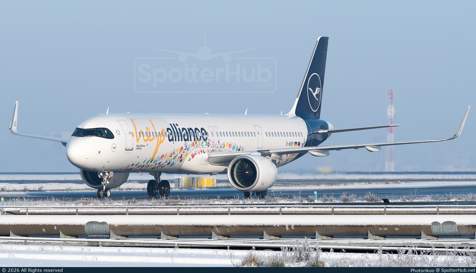Photo of D-AIEP - Airbus A321-271NX operated by Lufthansa