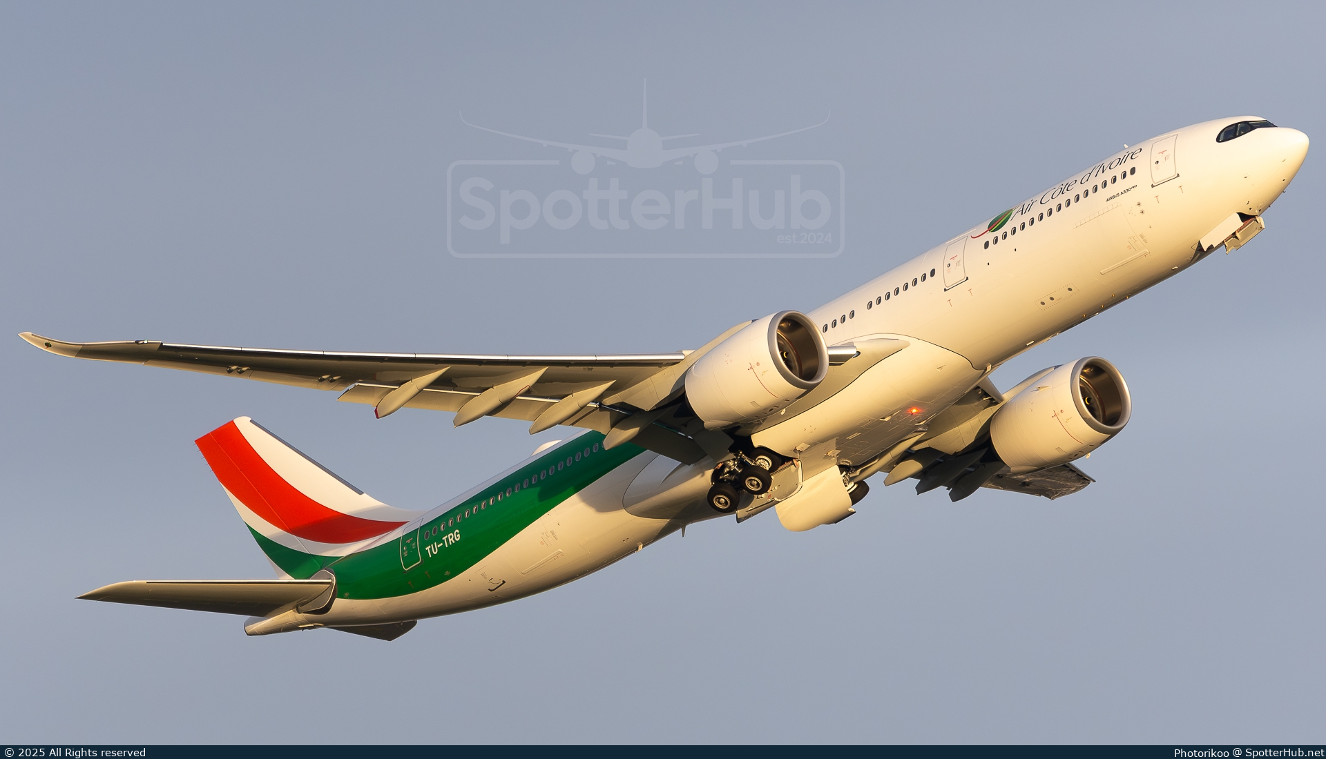 Photo of TU-TRG - Airbus A330-941 operated by Air Côte d'Ivoire