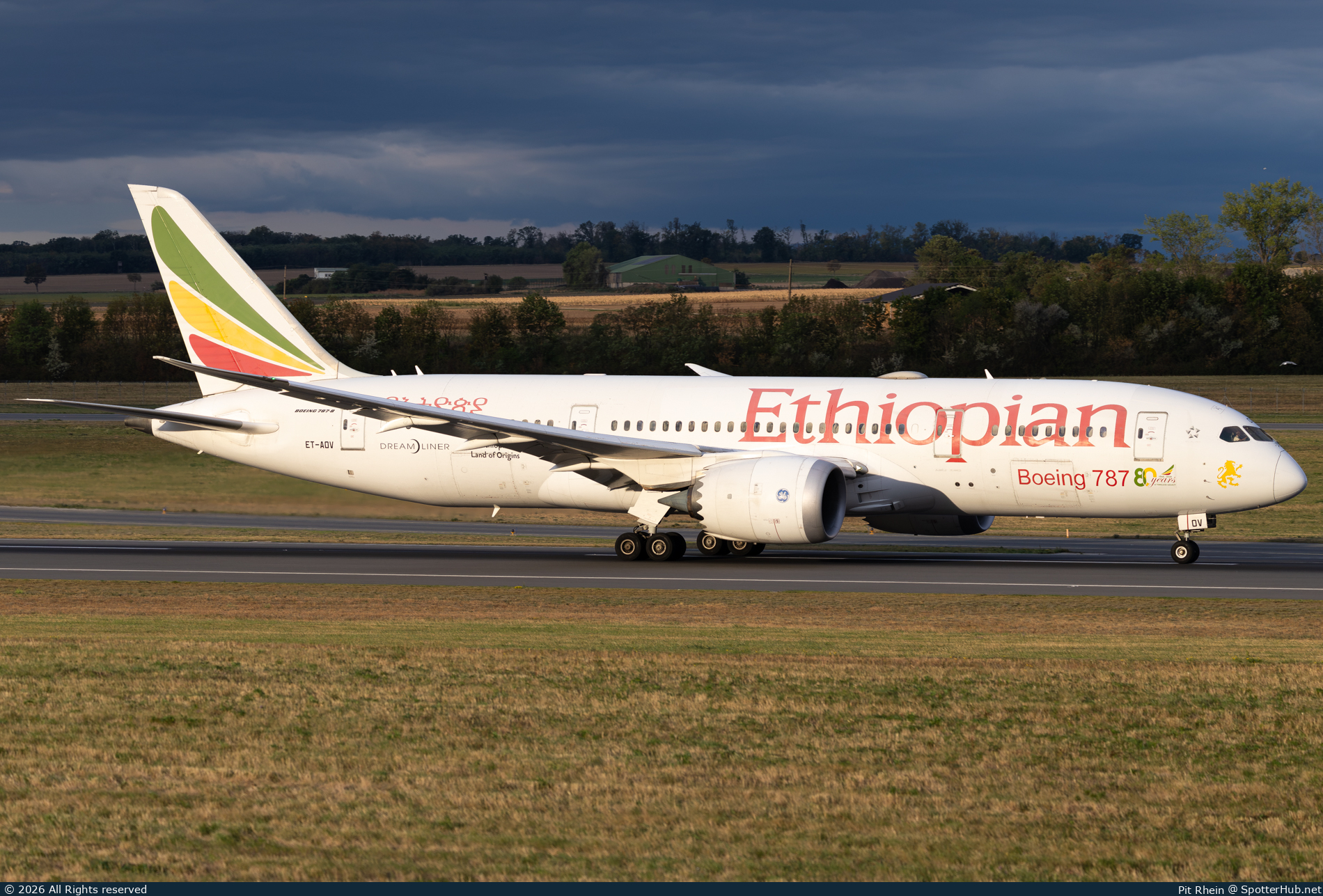Photo of ET-AOV - Boeing 787-8 Dreamliner operated by Ethiopian Airlines