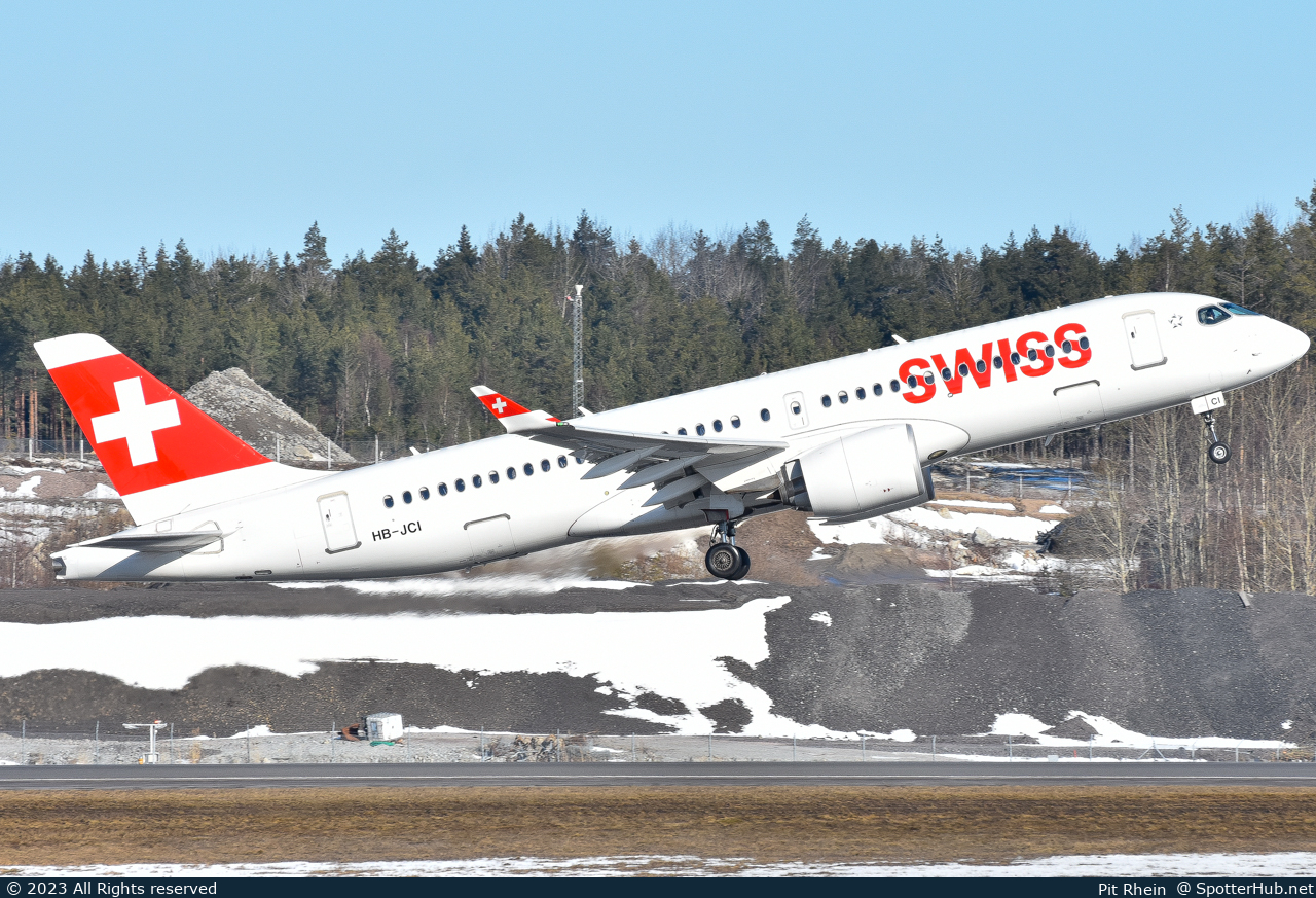Photo of HB-JCI - Airbus A220-300 operated by Swiss International Air Lines
