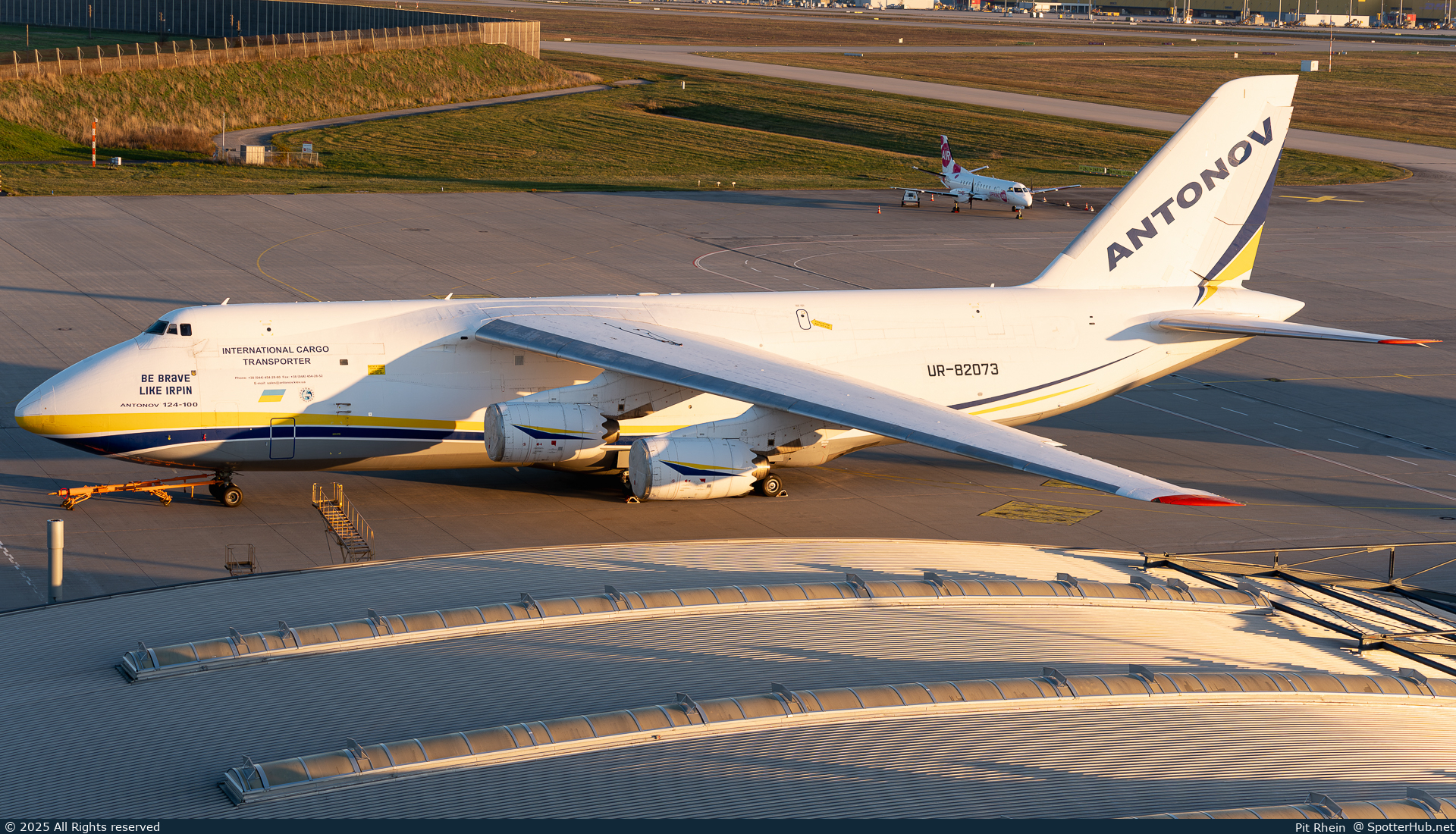 Photo of UR-82073 - Antonov An-124-100 Ruslan operated by Antonov Airlines