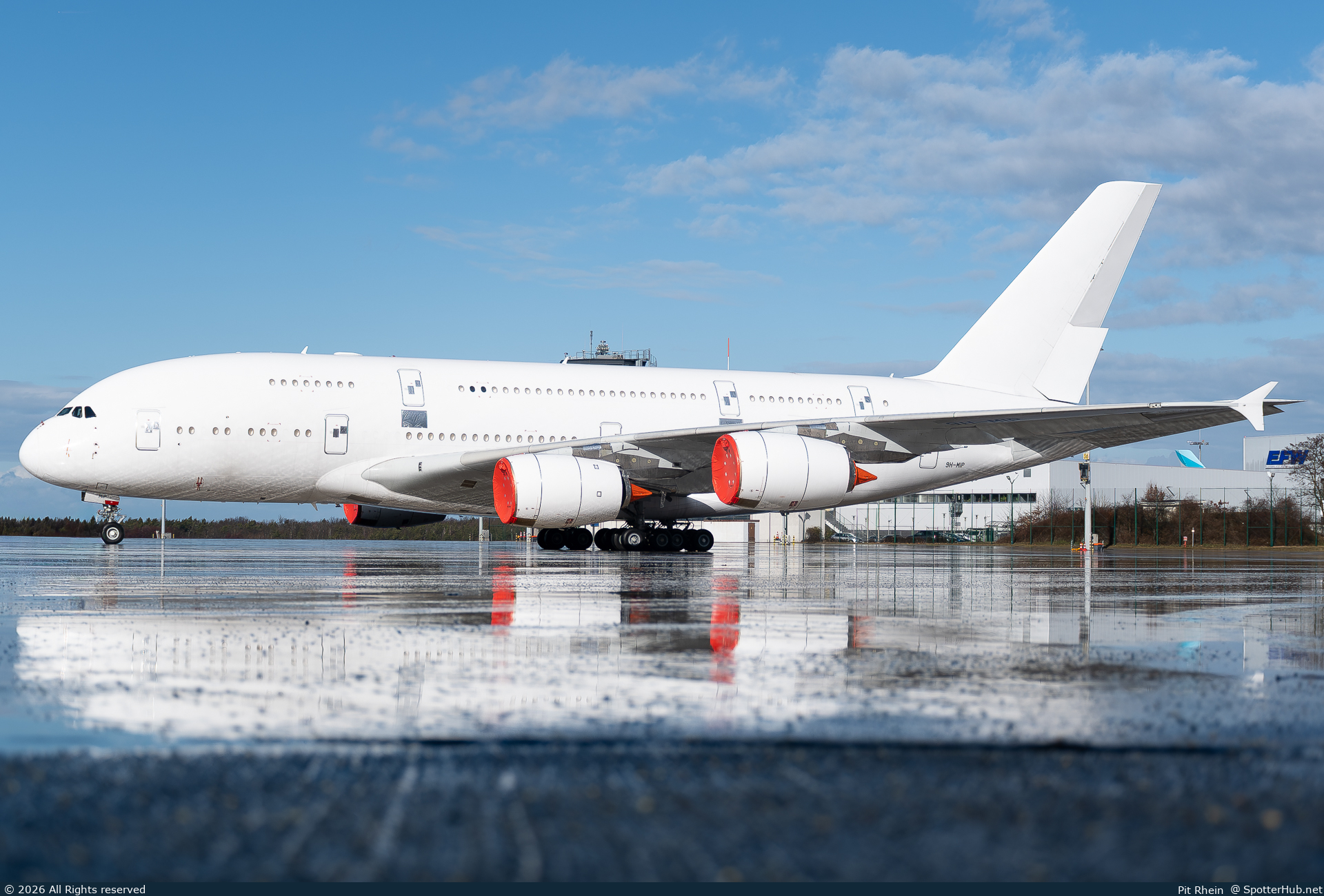Photo of 9H-MIP - Airbus A380-841 operated by Hi Fly Malta