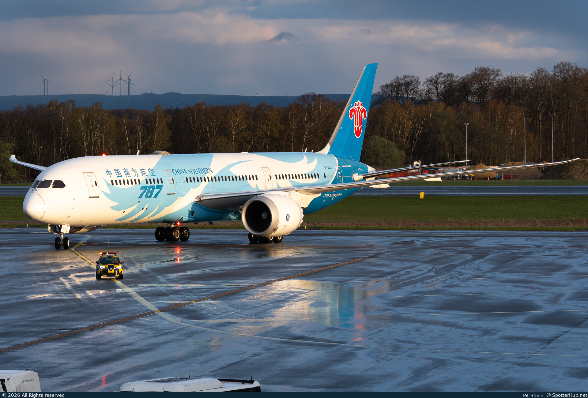 Photo of B-20CJ - Boeing 787-9 Dreamliner operated by China Southern Airlines