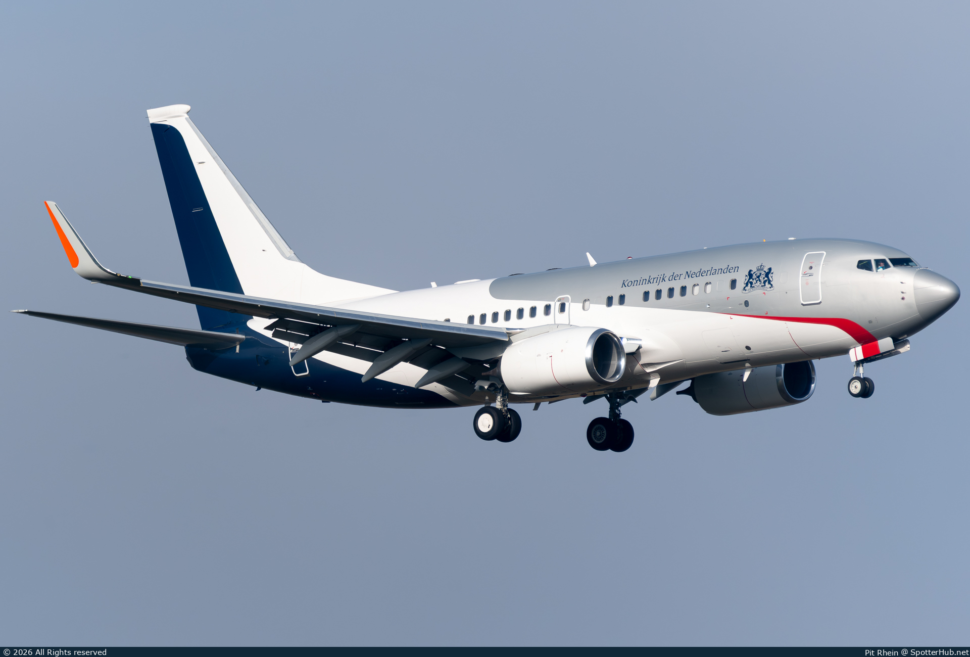 Photo of PH-GOV - Boeing 737-700(BBJ) operated by Government of the Netherlands