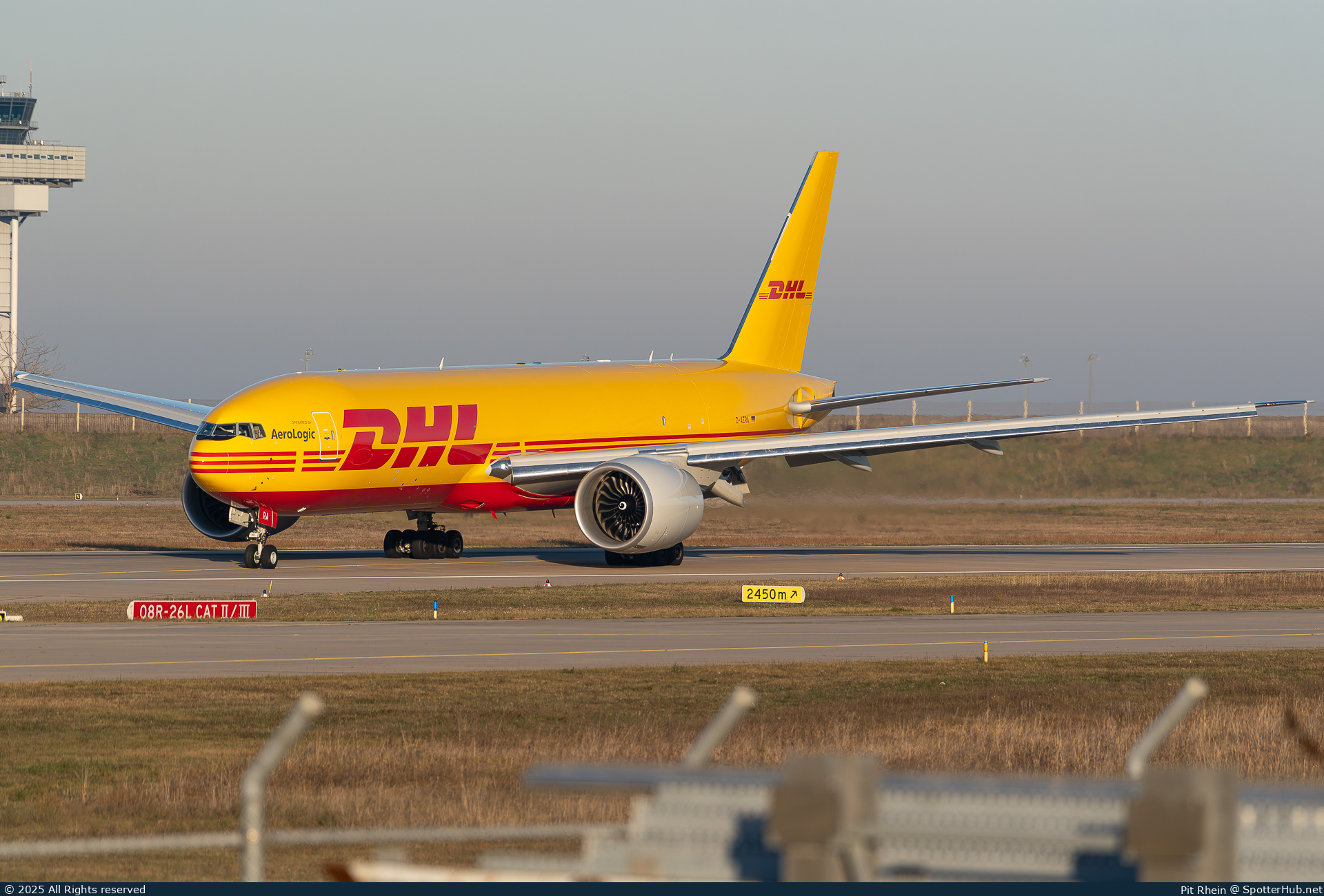 Photo of D-AERA - Boeing 777-F operated by AeroLogic