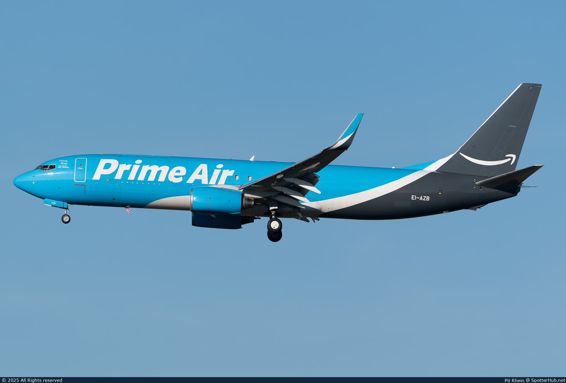 Photo of EI-AZB - Boeing 737-8AS(SF) operated by Amazon Prime Air (opb ASL Airlines Ireland)