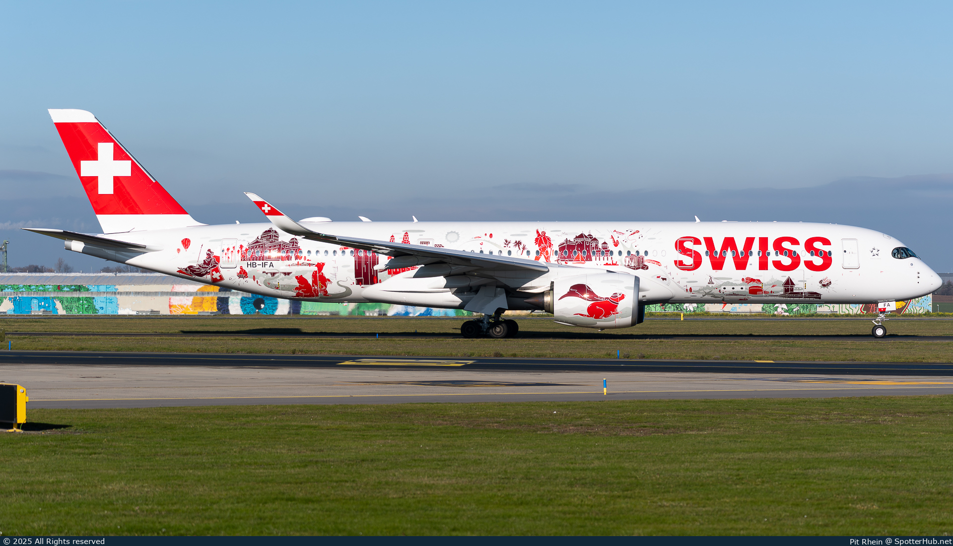 Photo of HB-IFA - Airbus A350-941 operated by Swiss International Air Lines