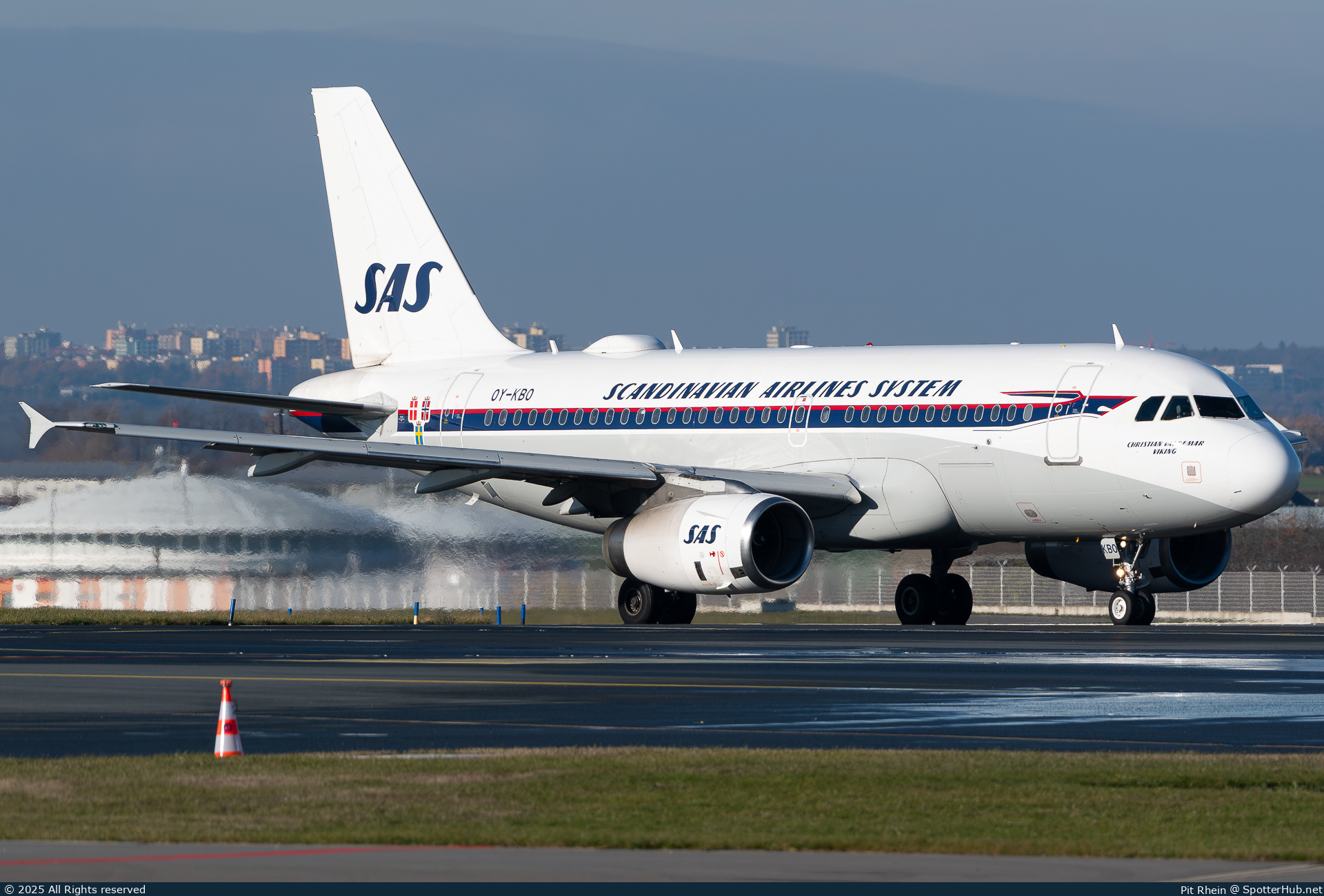 Photo of OY-KBO - Airbus A319-132 operated by SAS Scandinavian Airlines
