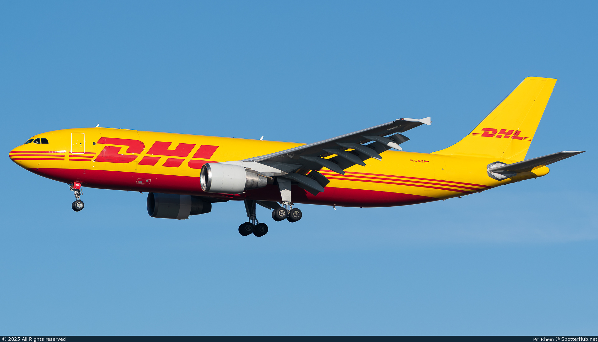 Photo of D-AZMM - Airbus A300B4-622R(F) operated by European Air Transport