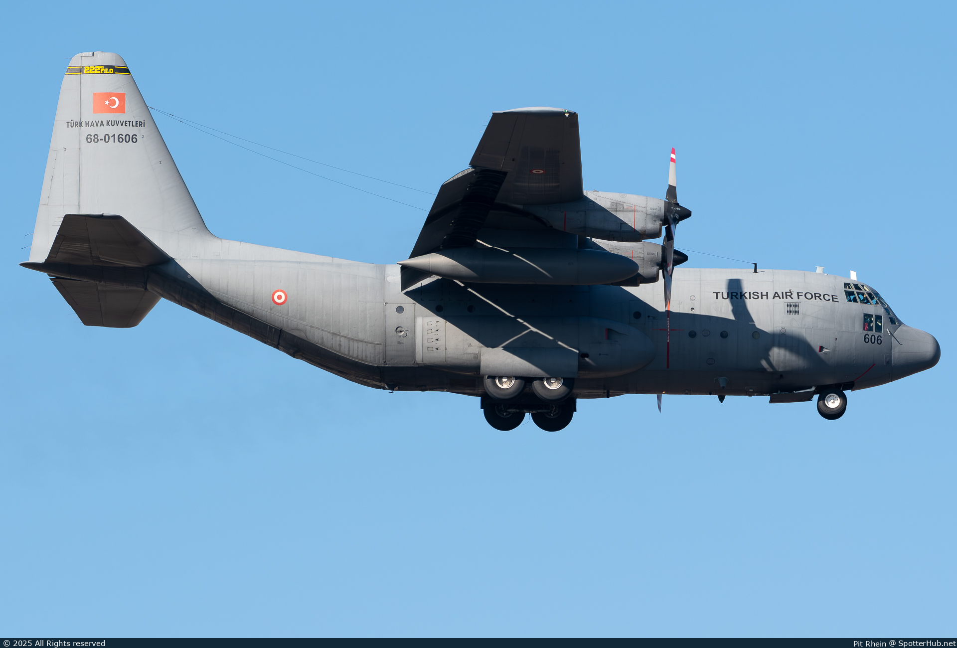 Photo of 68-01606 - Lockheed Martin C-130EM Hercules operated by Turkish Air Force