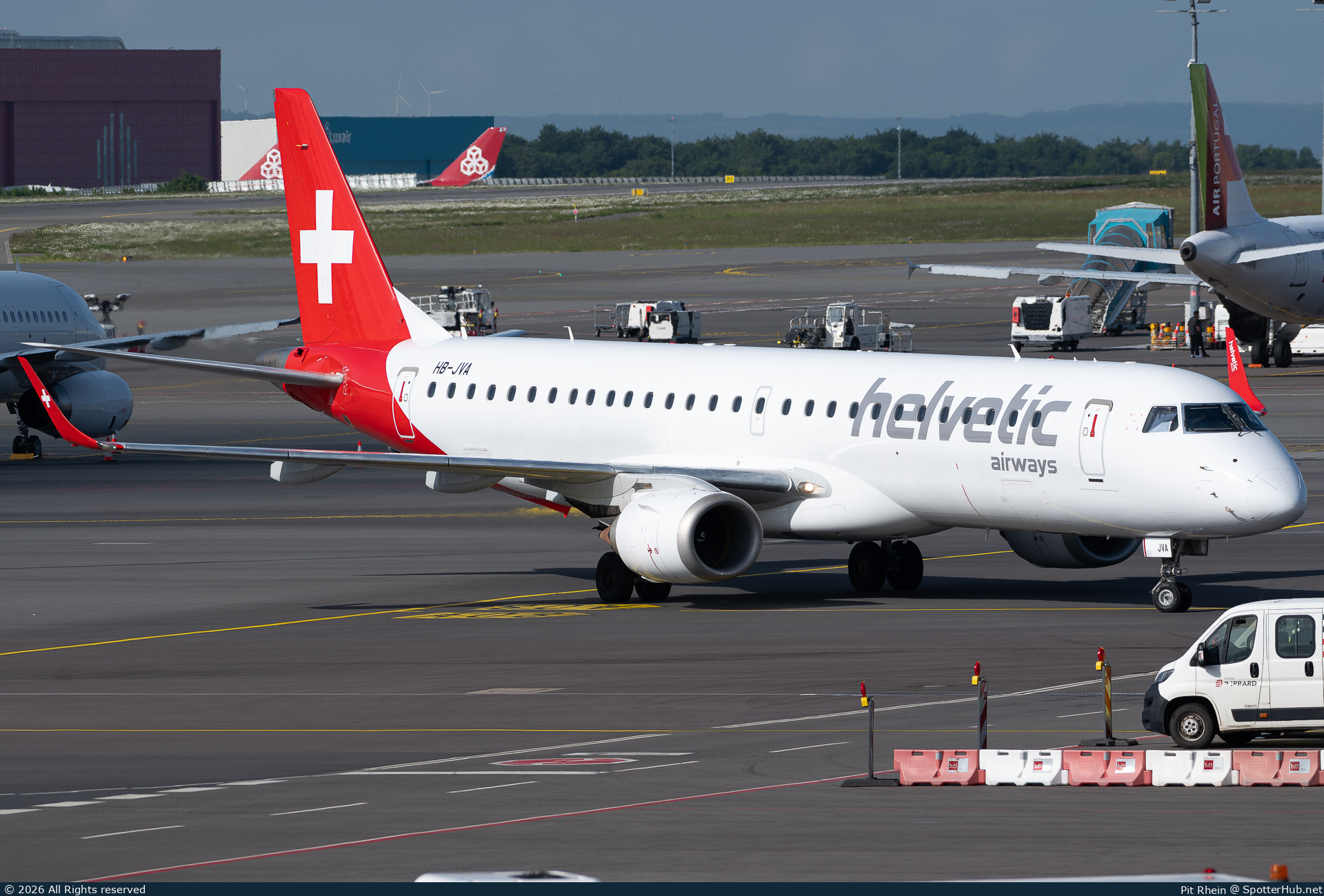 Photo of HB-JVA - Embraer ERJ-195AR operated by Helvetic Airways
