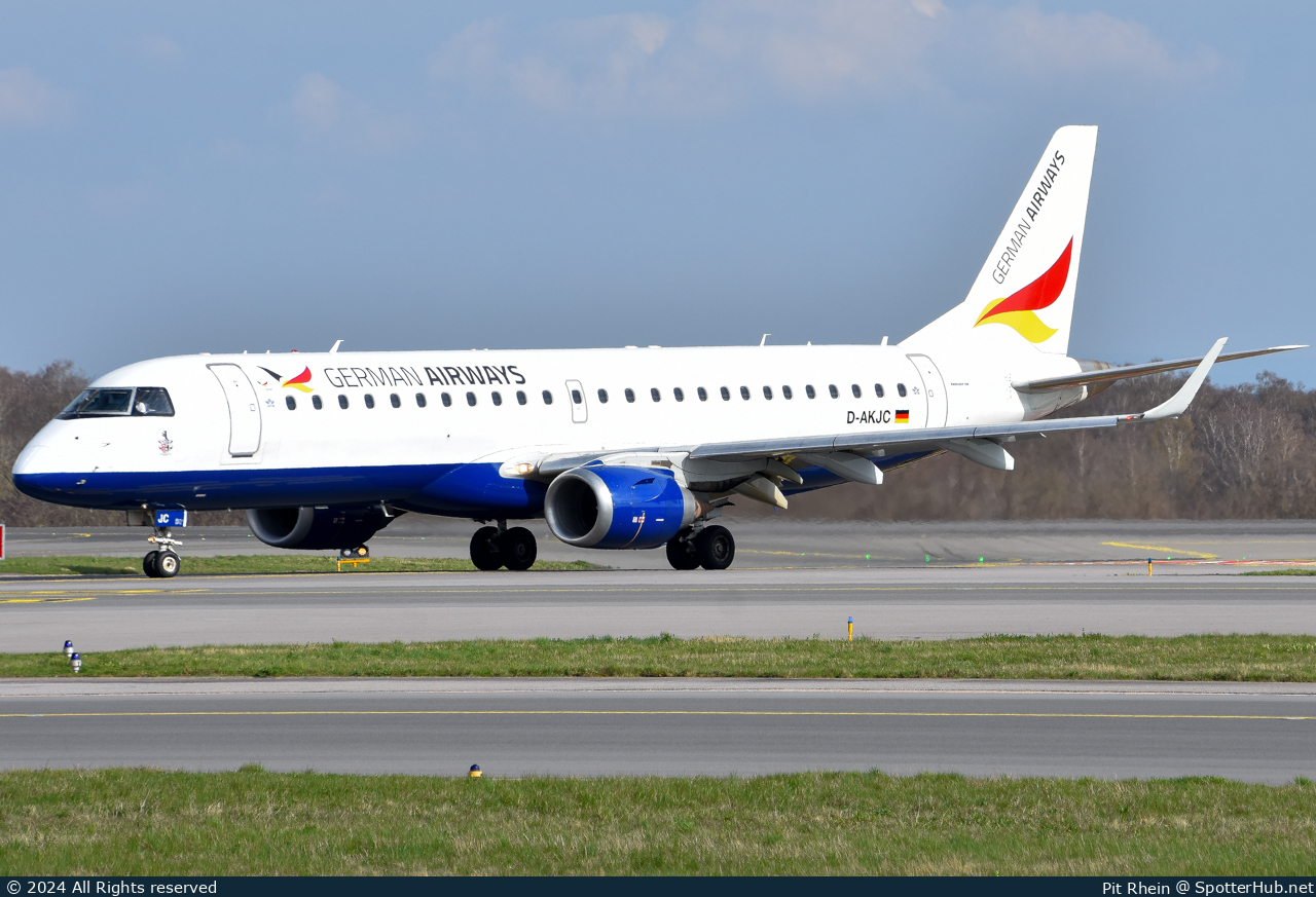 Photo of D-AKJC - Embraer ERJ-190SR operated by German Airways
