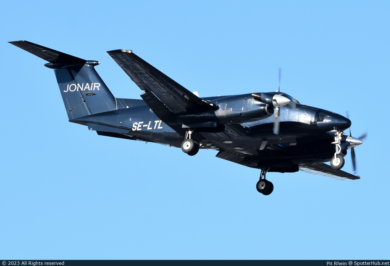 Photo of SE-LTL - Beechcraft B200C Super King Air operated by Jonair Affärsflyg
