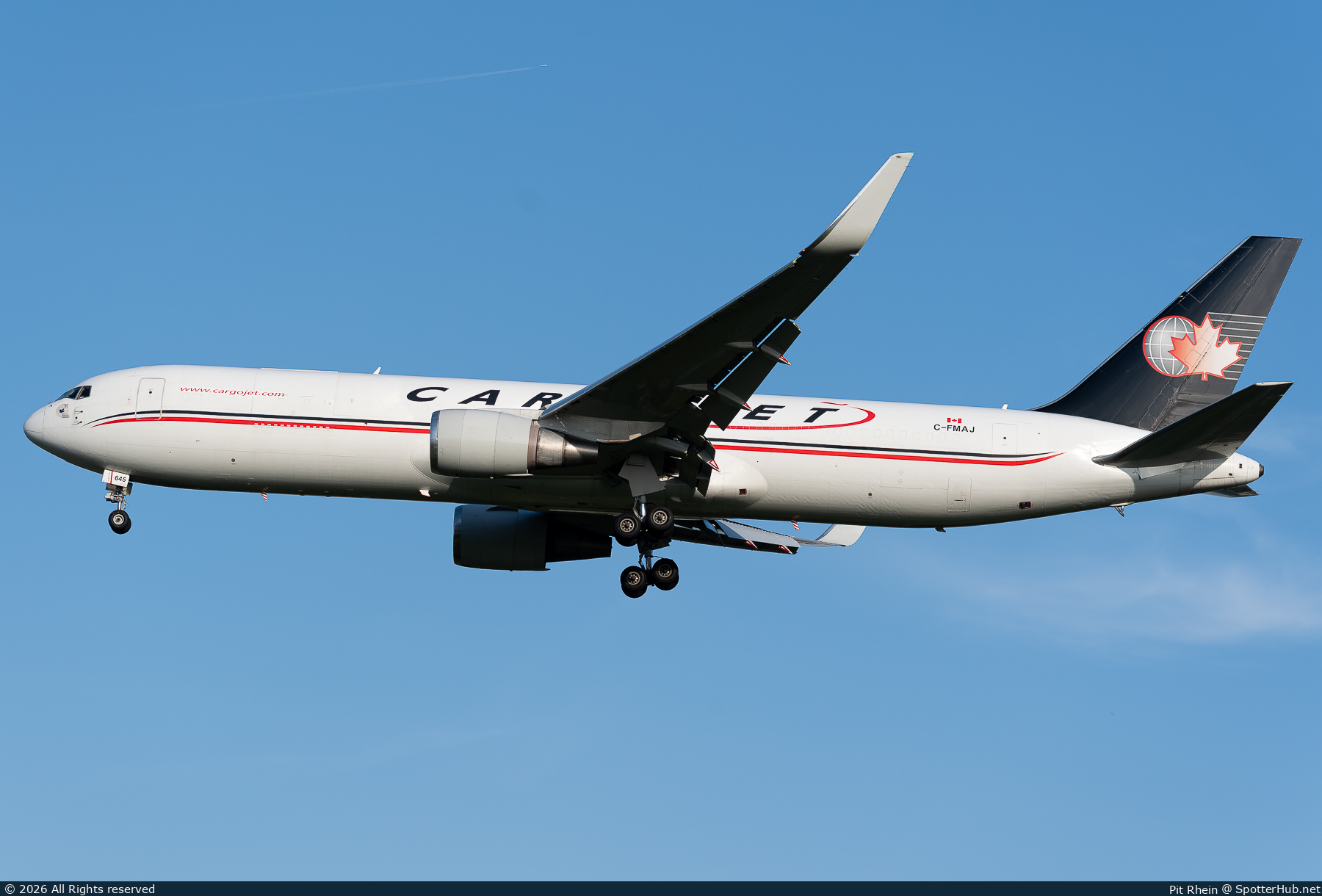 Photo of C-FMAJ - Boeing 767-323(ER)(BDSF) operated by Cargojet Airways