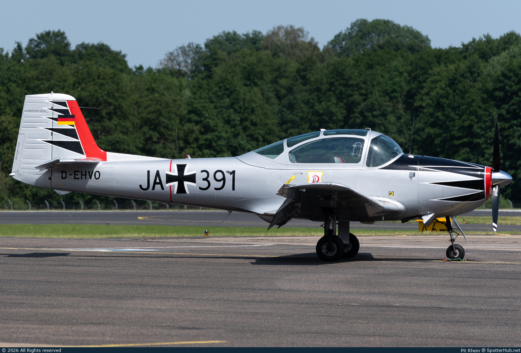 Photo of D-EHVO - Focke-Wulf FWP.149D [Piaggio P.149] operated by Private