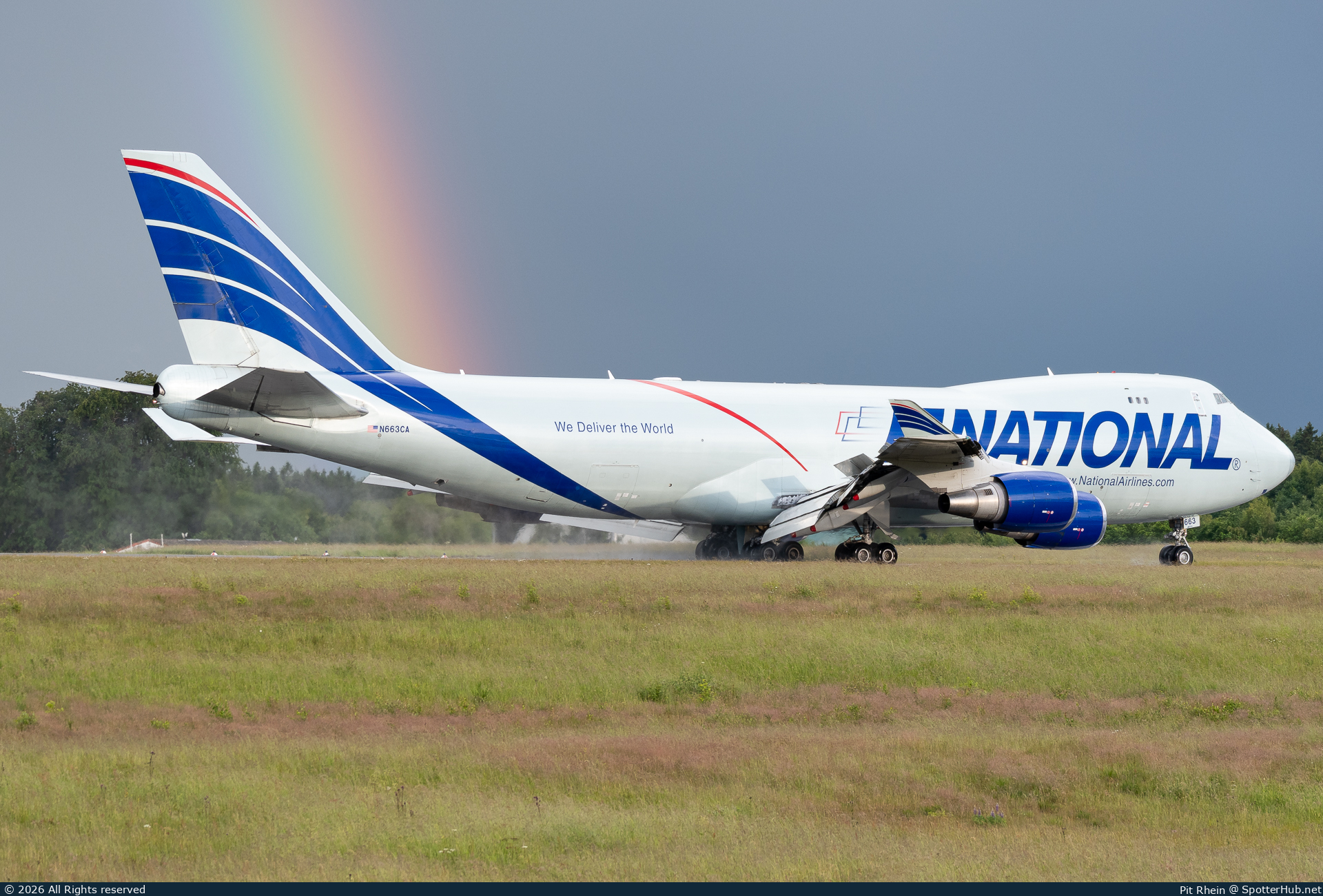 Photo of N663CA - Boeing 747-4HAF(ER) operated by National Airlines [2006]