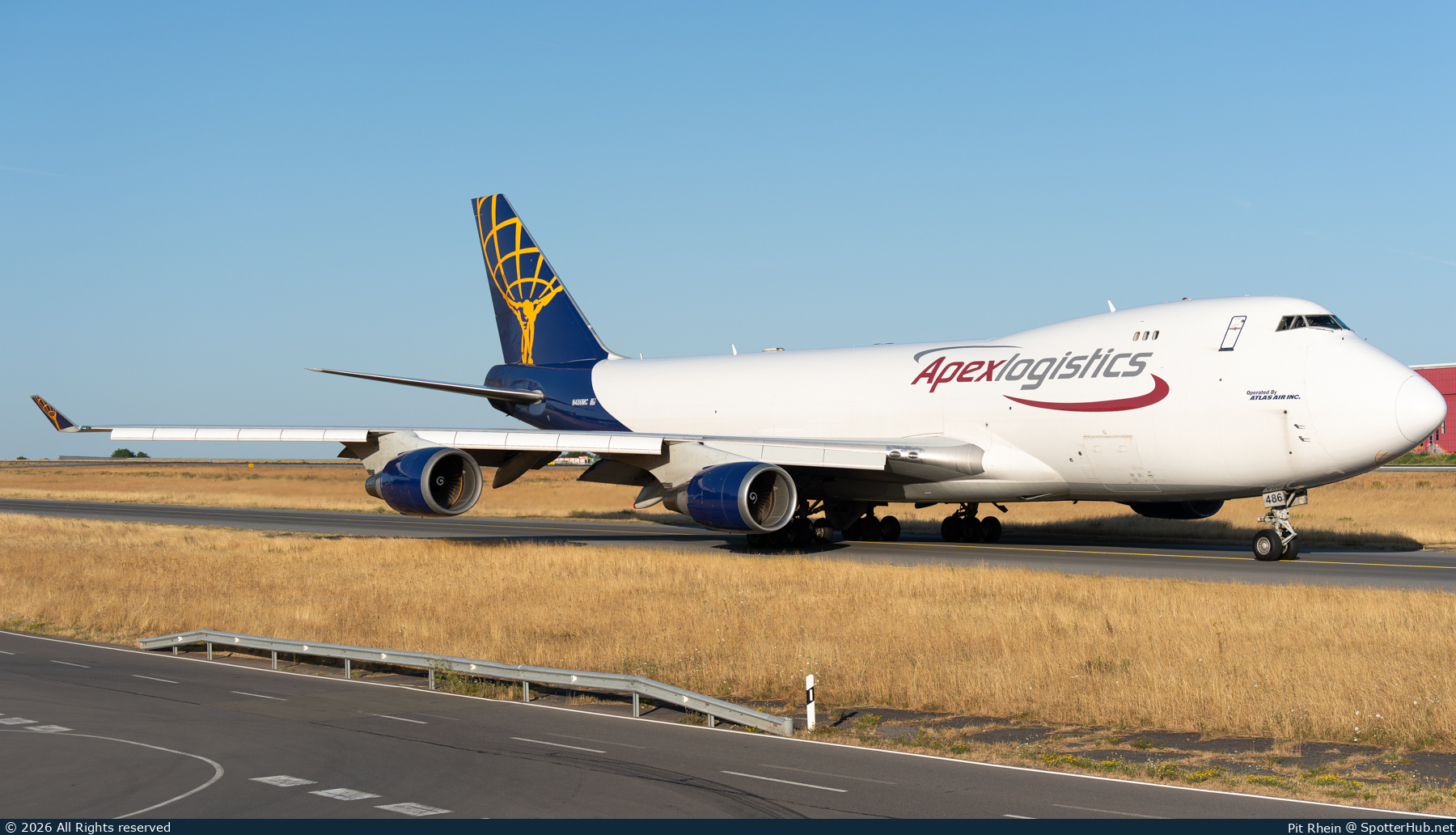 Photo of N486MC - Boeing 747-45EF operated by Atlas Air
