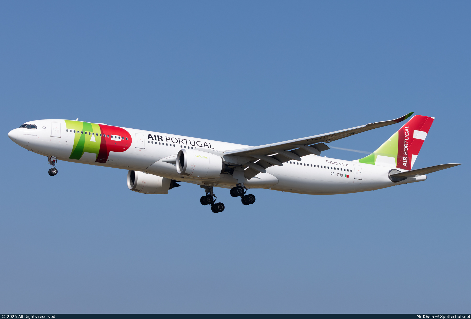 Photo of CS-TUQ - Airbus A330-941 operated by TAP Air Portugal