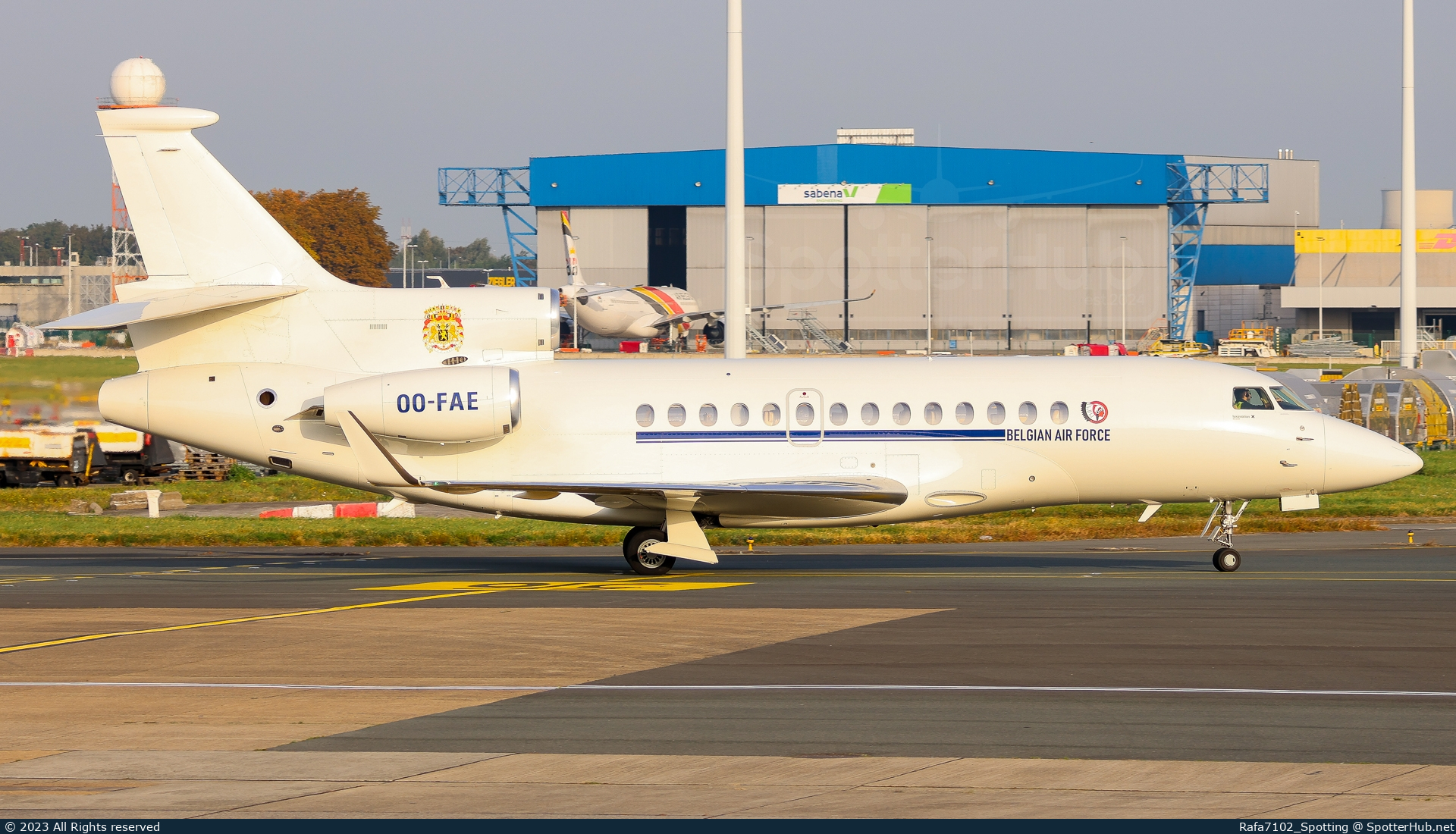 Photo of OO-FAE - Dassault Falcon 7X operated by Belgian Air Force (opb Luxaviation Belgium)