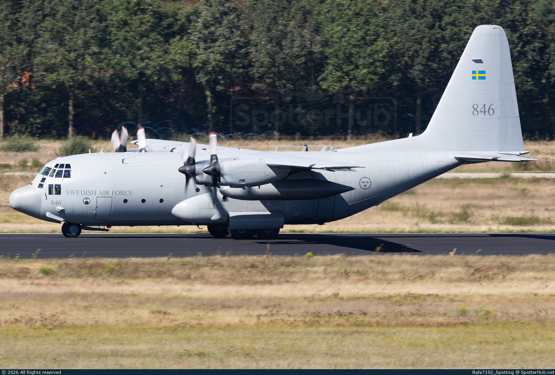 Photo of 84006 - Lockheed Tp84 Hercules operated by Swedish Air Force